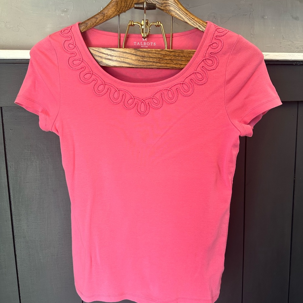 Talbots Pink‎ Embroidered Neck Short Sleeve Casual Ladies Shirt size MP